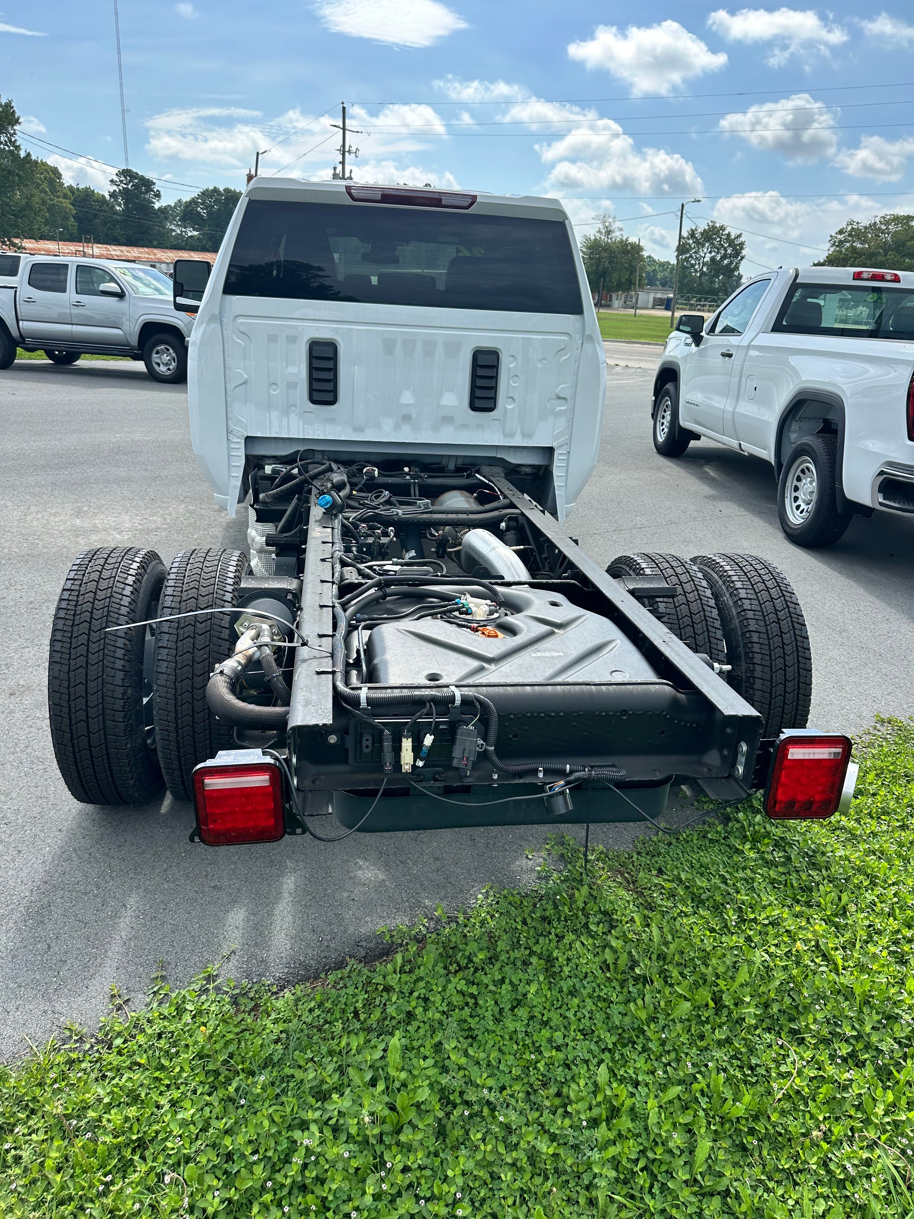 2026 GMC Sierra 3500 HD Chassis Cab Pro